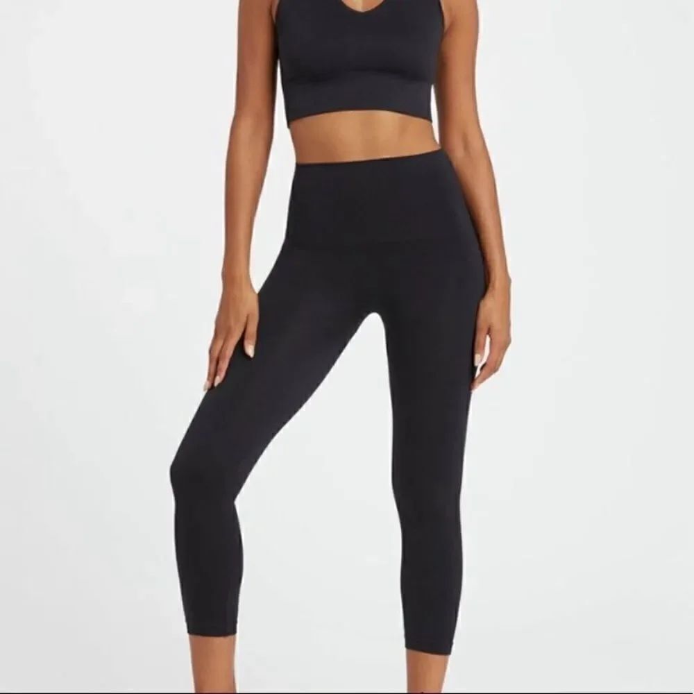 Spanx Look at Me Now Leggings Size Large